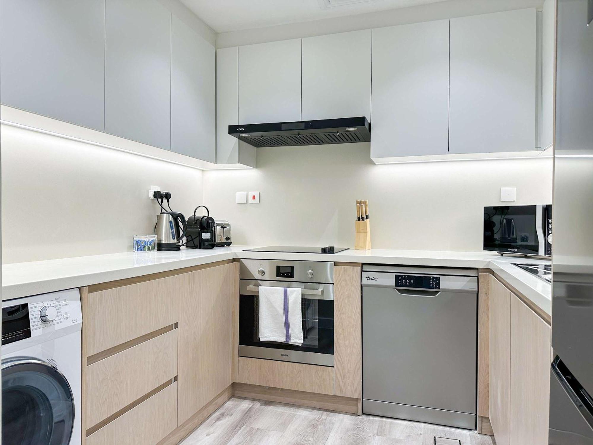 Fabulous 2br At 5 Star Appartement